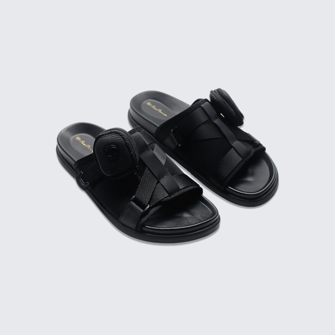 64-8 Pure Premium Vita Sandal Black - Image 1