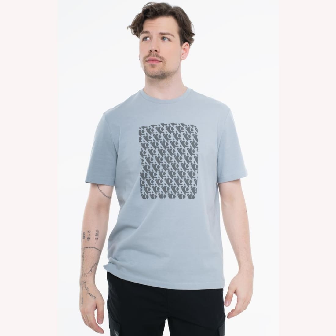 739-173 Calvin Klein Macro Aop Puff S/S Tee Ligh - Image 1